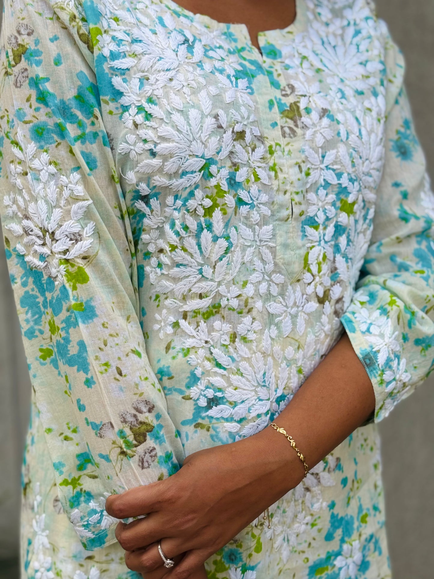 SARA Mul Kurti - Green Floral